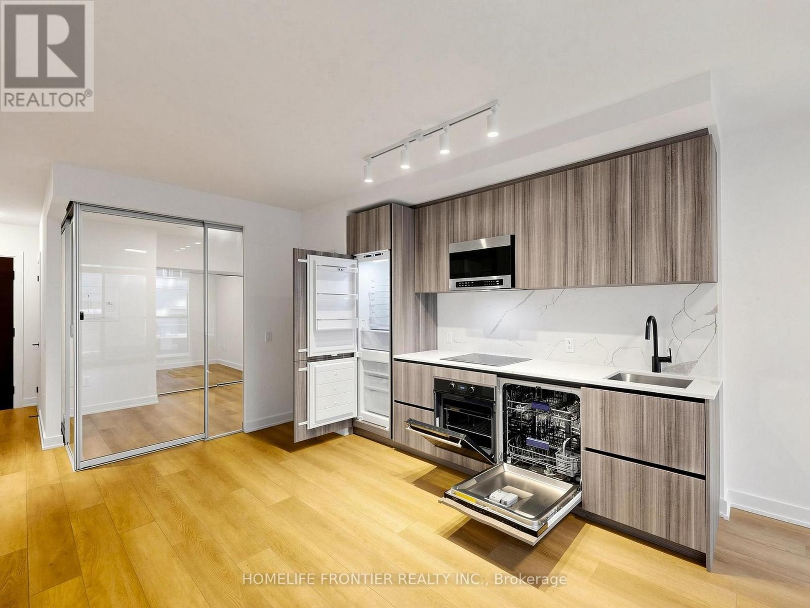 624n - 117 Broadway Avenue, Toronto, Ontario M4P 1V3 - Photo 12 - C13606906