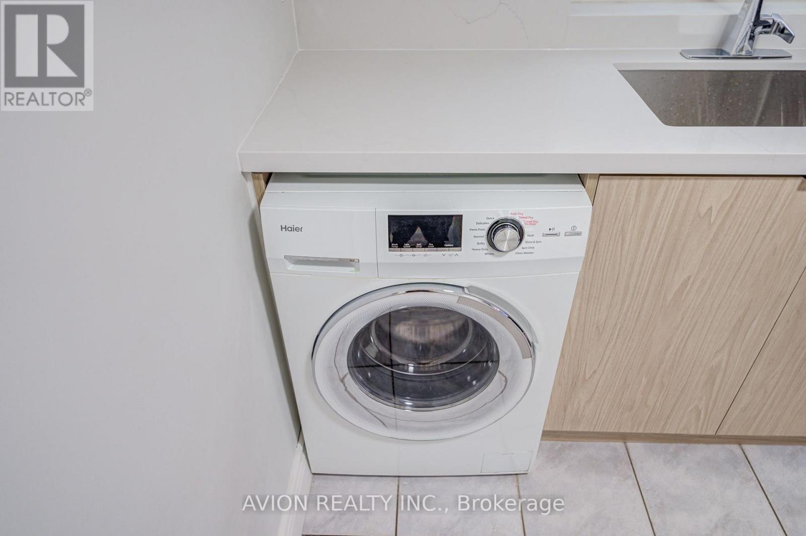 Unit 3 - 882 Broadview Avenue, Toronto, Ontario  M4K 2R1 - Photo 16 - E13601188