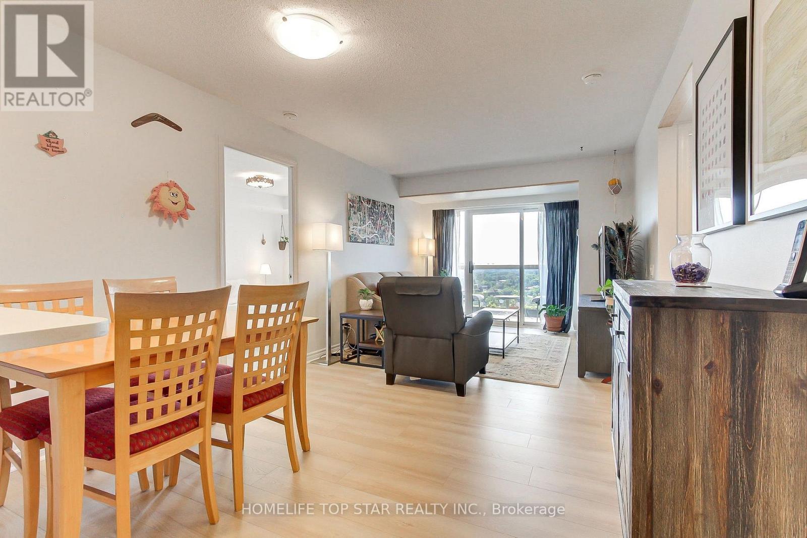 1323 - 18 Mondeo Drive, Toronto, Ontario  M1P 5C8 - Photo 14 - E13640326
