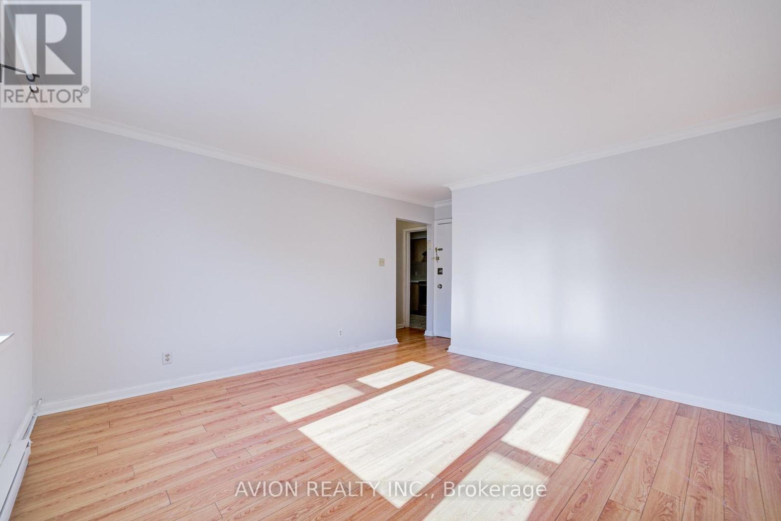 Unit 3 - 882 Broadview Avenue, Toronto, Ontario  M4K 2R1 - Photo 5 - E13601188