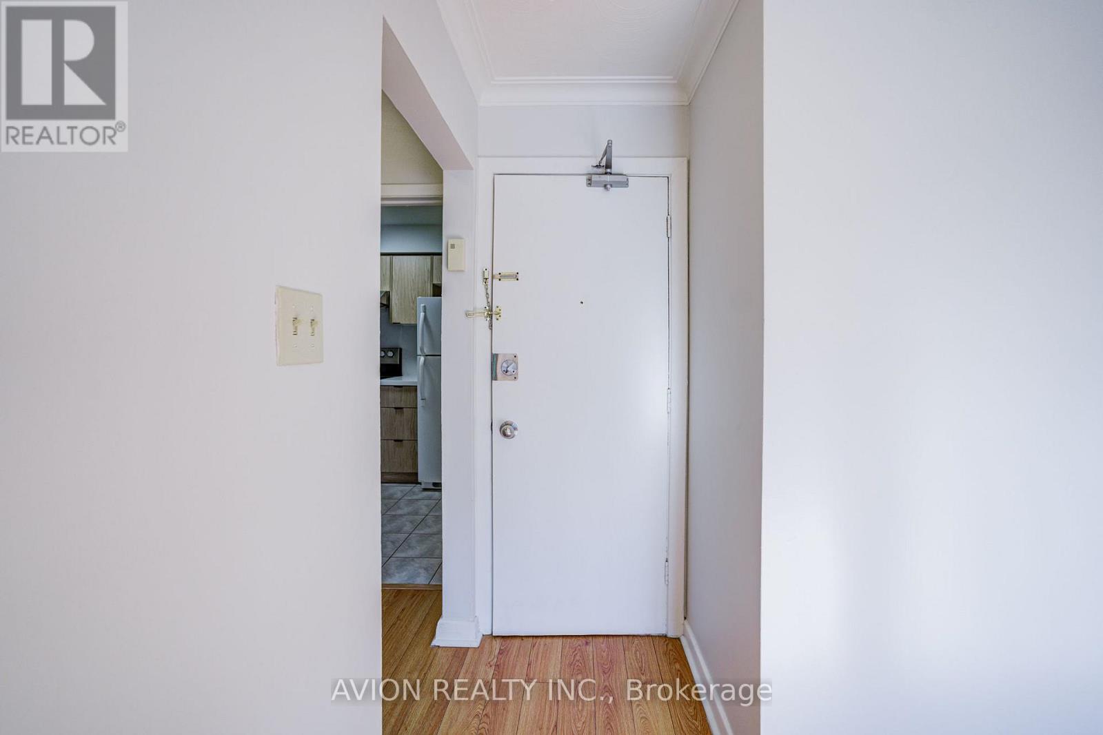 Unit 3 - 882 Broadview Avenue, Toronto, Ontario  M4K 2R1 - Photo 22 - E13601188