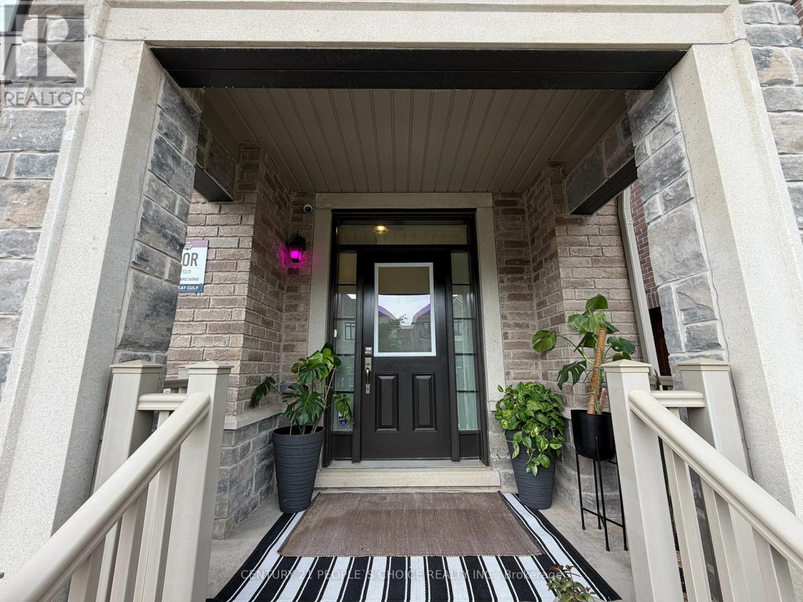 487 Bergamot Avenue, Milton, Ontario  L9E 1T8 - Photo 5 - W13643698