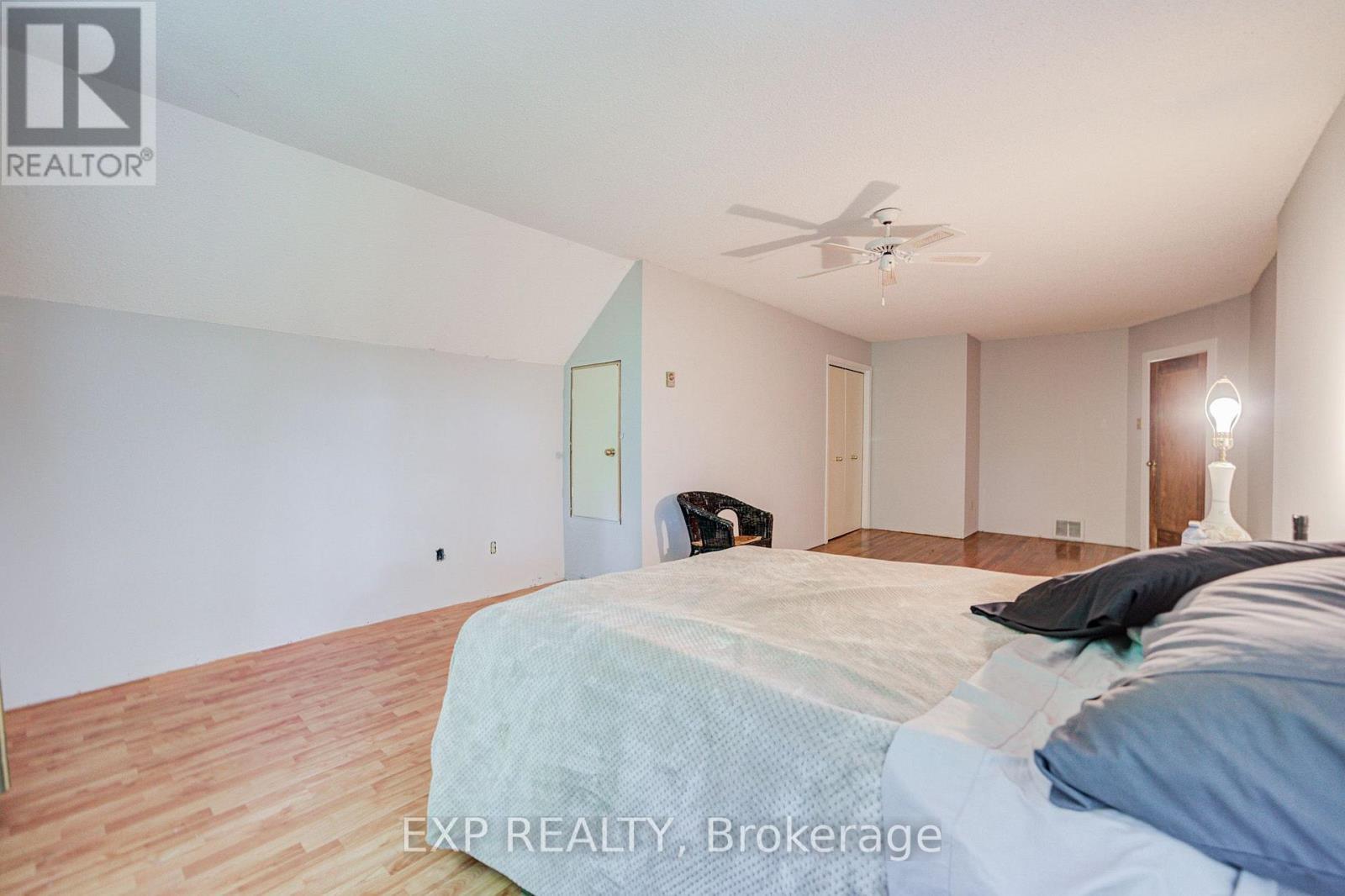 10 King Street Crescent, Toronto, Ontario  M9N 1K6 - Photo 23 - W13643702
