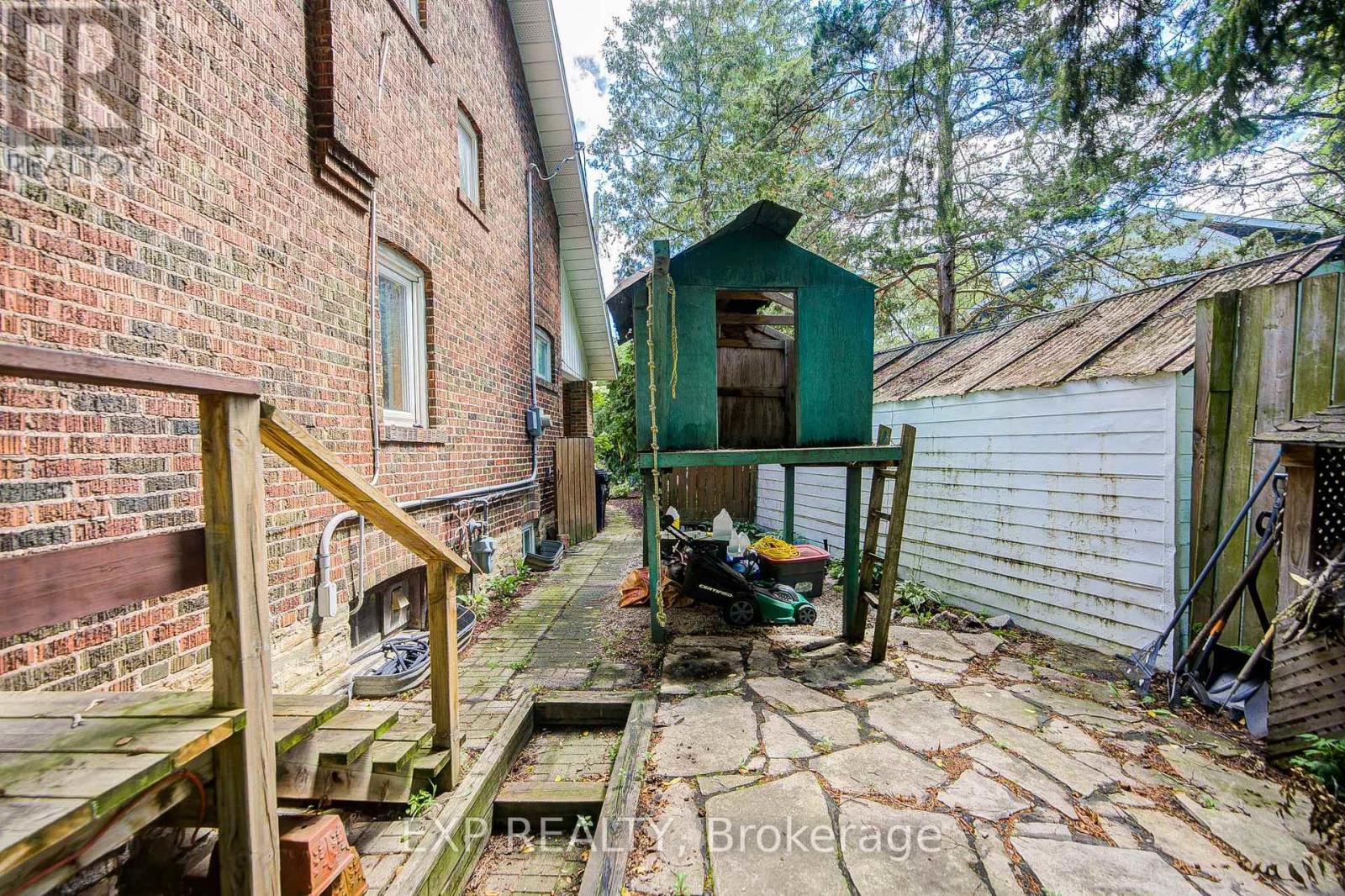 10 King Street Crescent, Toronto, Ontario  M9N 1K6 - Photo 35 - W13643702