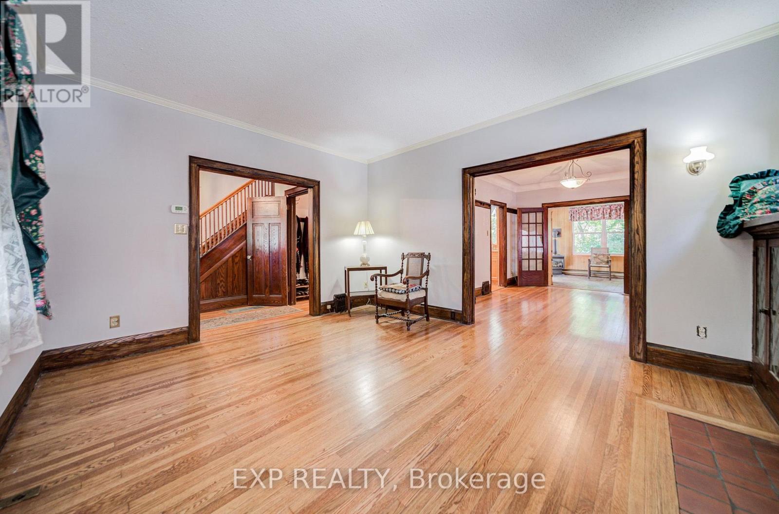 10 King Street Crescent, Toronto, Ontario  M9N 1K6 - Photo 9 - W13643702