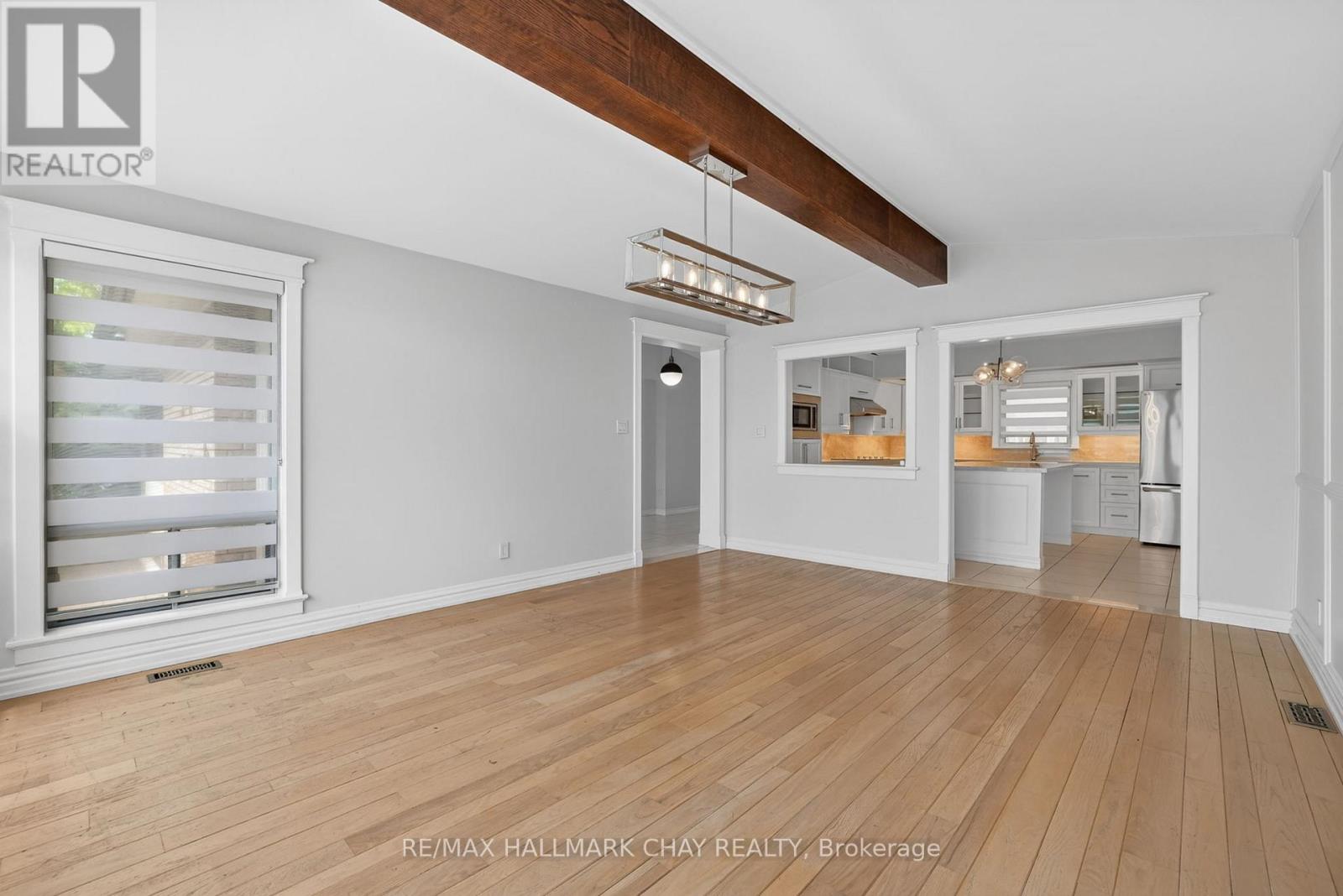 Upper - 80 Beaumonde Heights Drive, Toronto, Ontario  M9V 1V9 - Photo 11 - W13643734