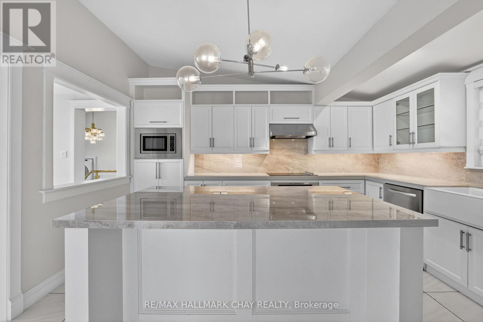 Upper - 80 Beaumonde Heights Drive, Toronto, Ontario  M9V 1V9 - Photo 18 - W13643734