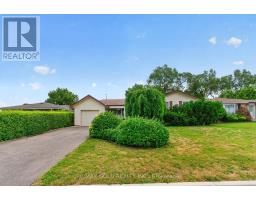 18 ESPLANADE ROAD, Brampton, Ontario