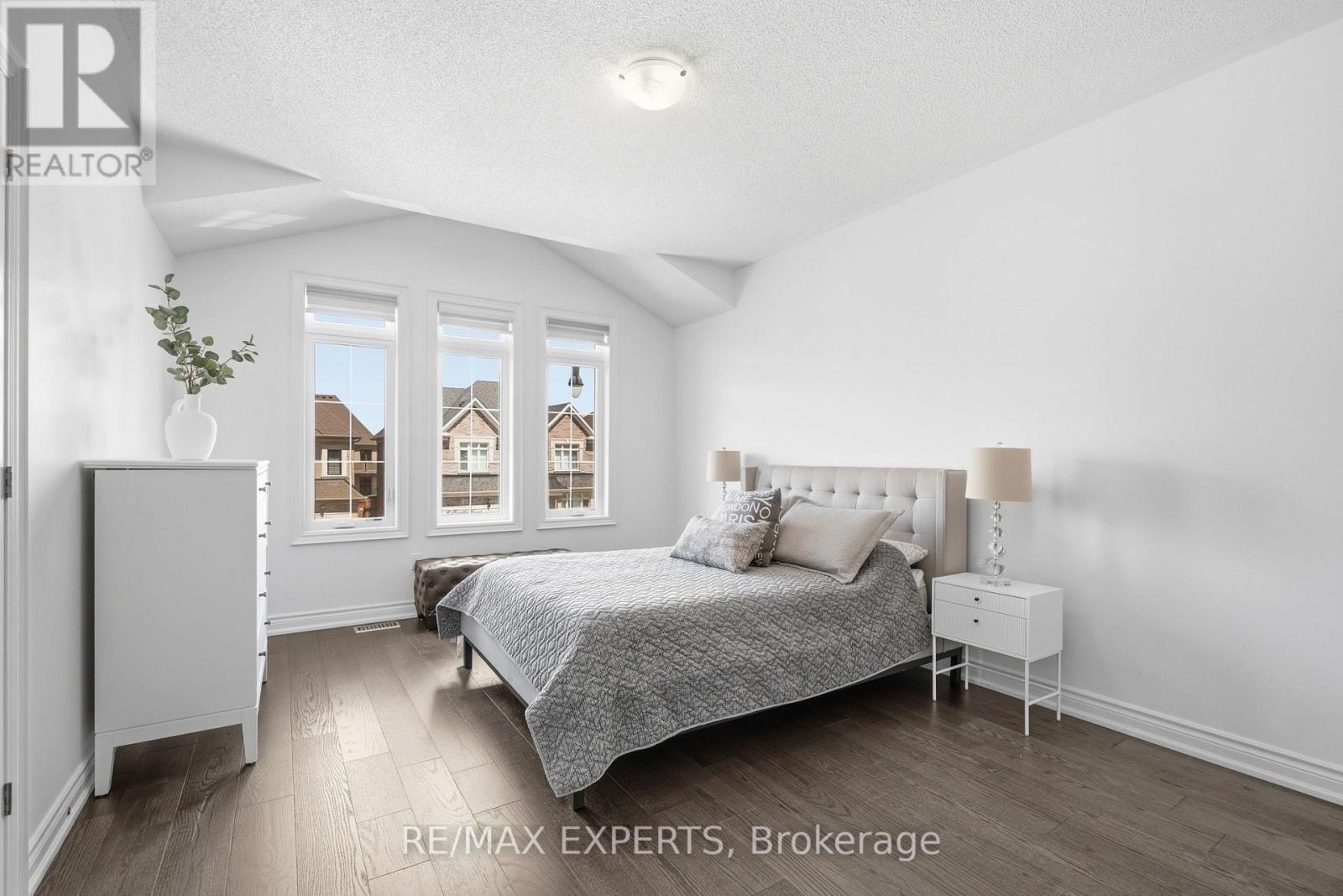 3 Rockton Court, Brampton, Ontario  L6P 4G6 - Photo 33 - W13643892