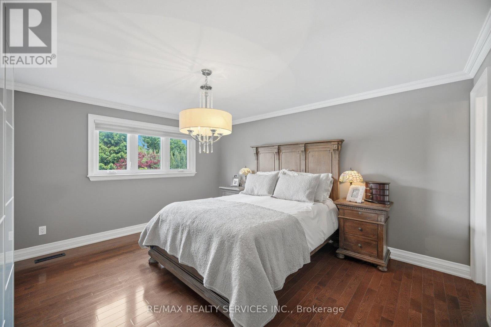 8 Ridgehill Drive, Brampton, Ontario  L6Y 2C4 - Photo 20 - W13643896