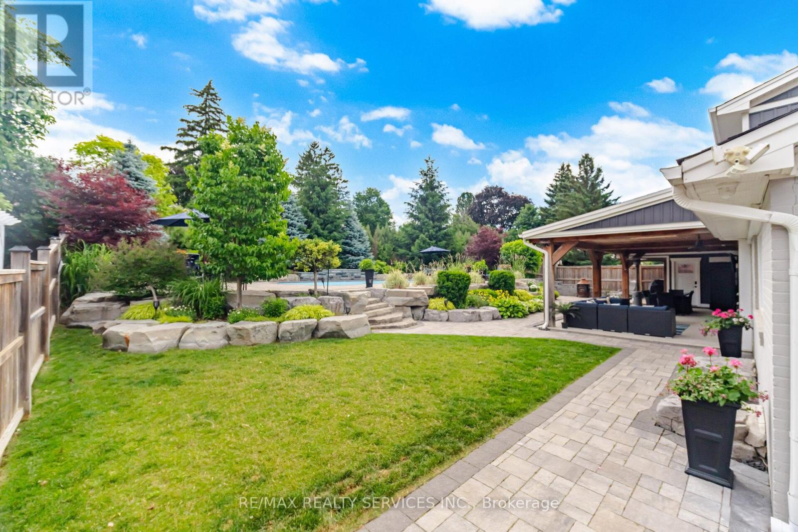 8 Ridgehill Drive, Brampton, Ontario  L6Y 2C4 - Photo 40 - W13643896