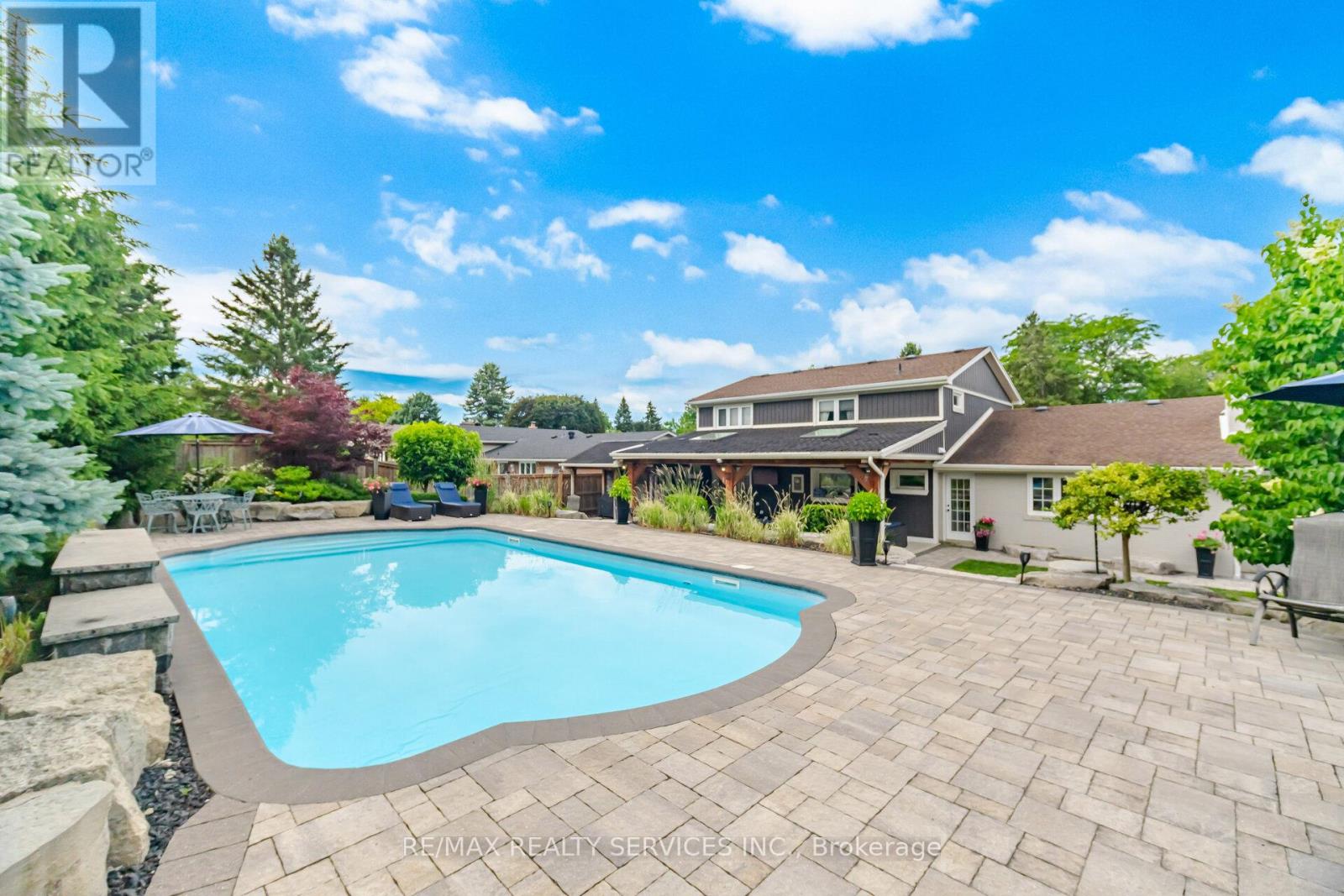 8 Ridgehill Drive, Brampton, Ontario  L6Y 2C4 - Photo 45 - W13643896
