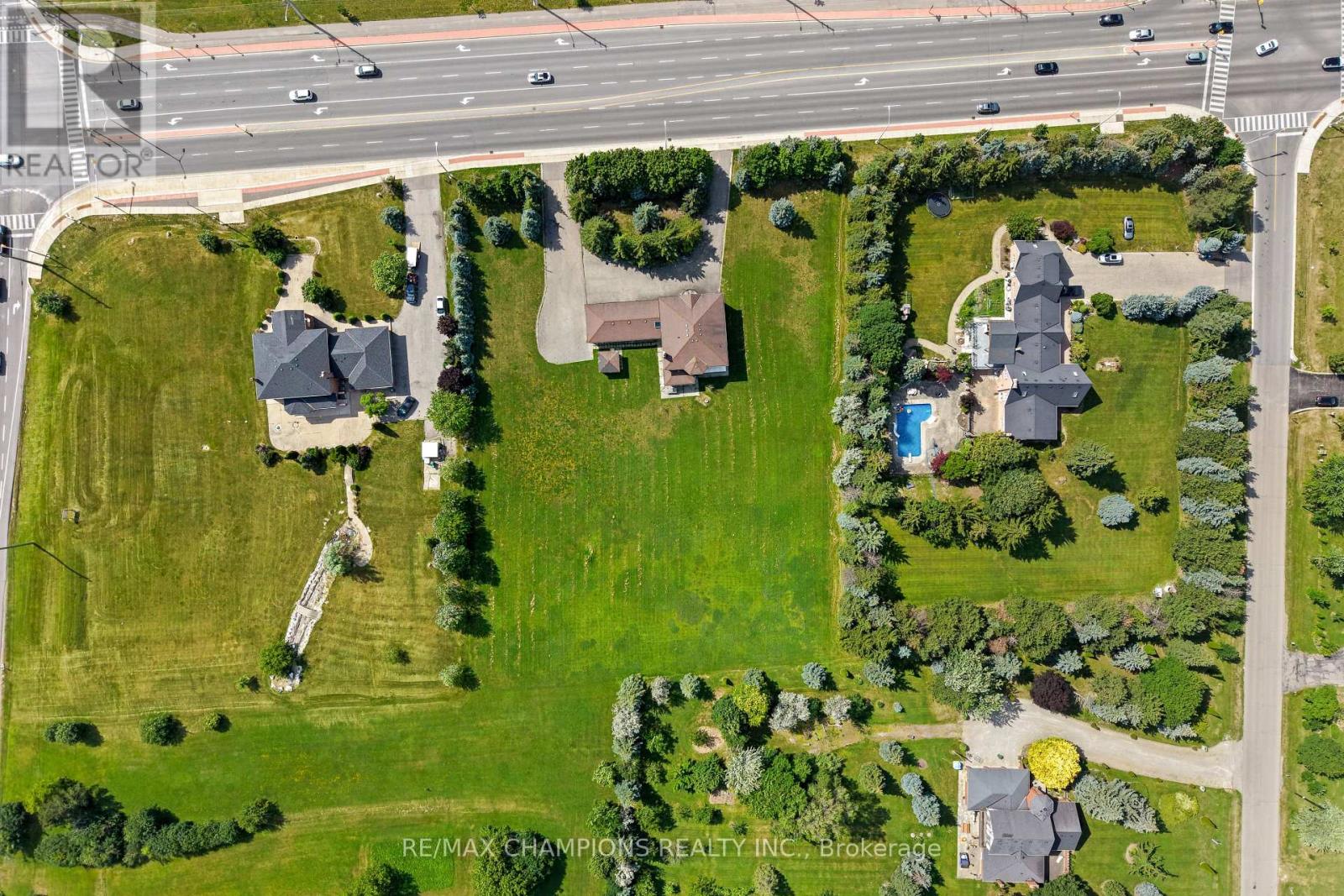 4047 Countryside Drive E, Brampton, Ontario  L6P 0T4 - Photo 18 - W13644050