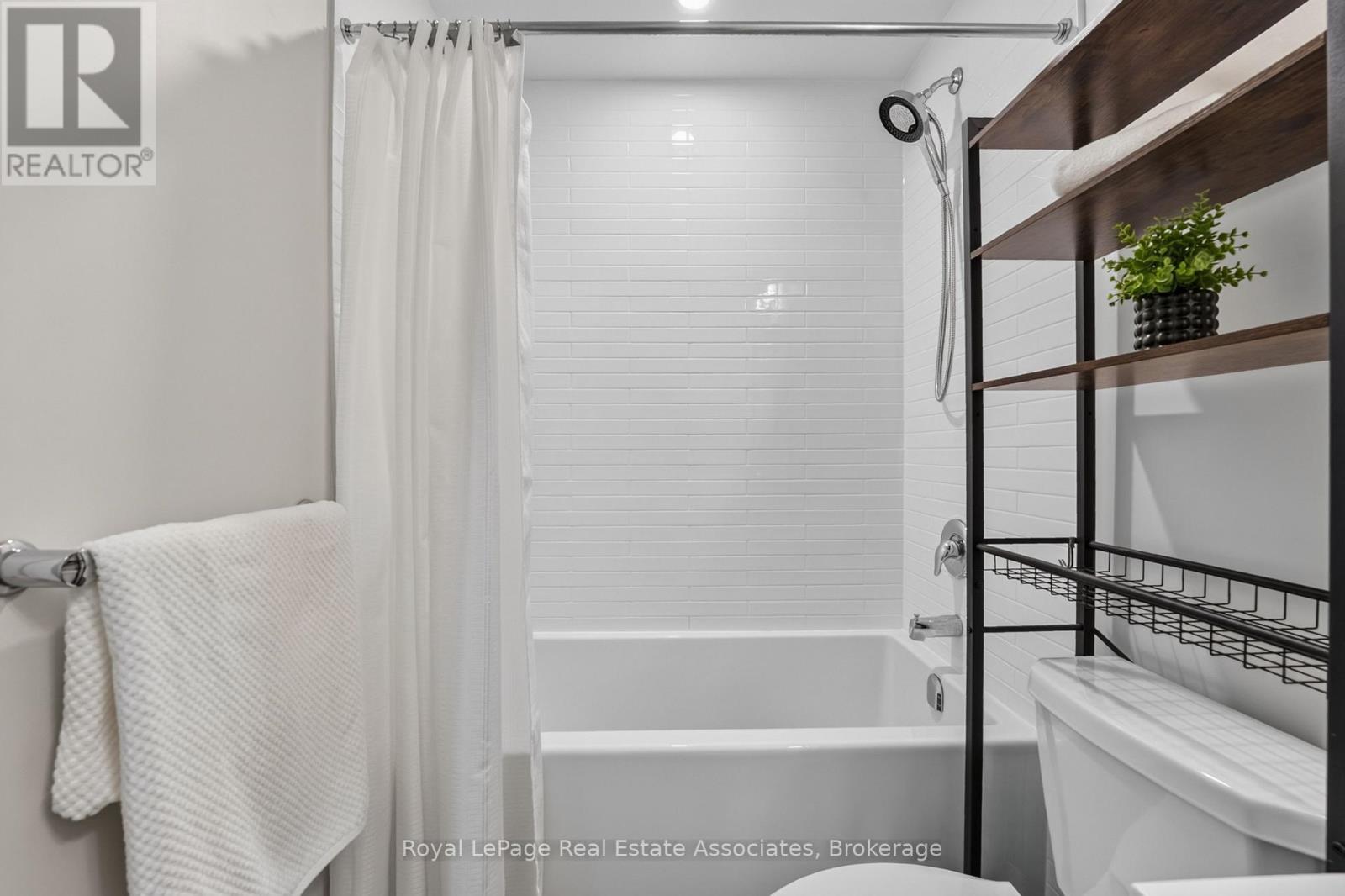 622 - 3200 William Coltson Avenue, Oakville, Ontario  L6H 7B9 - Photo 18 - W13550046
