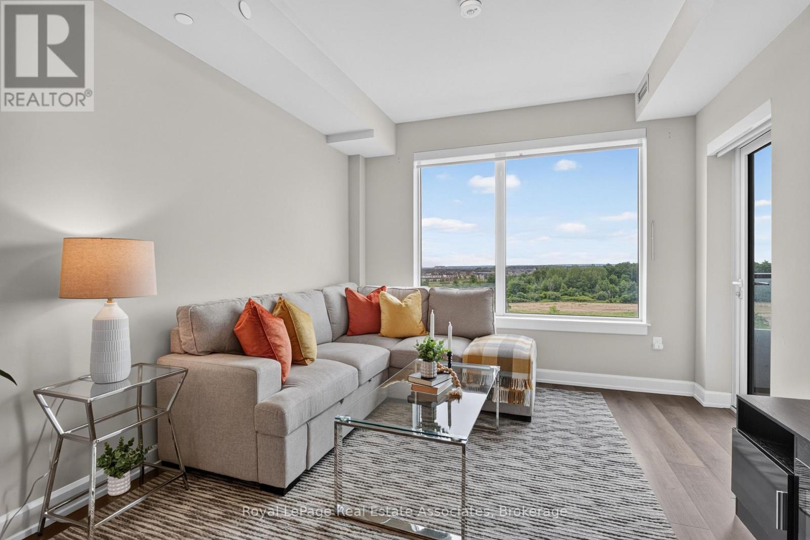 622 - 3200 William Coltson Avenue, Oakville, Ontario  L6H 7B9 - Photo 7 - W13550046