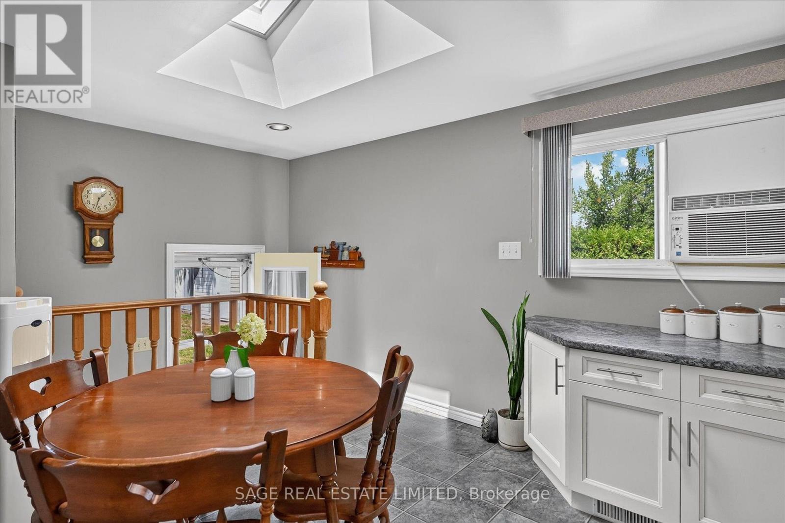 39 Riverside Drive, Kawartha Lakes, Ontario  K9V 0H6 - Photo 10 - X13643712