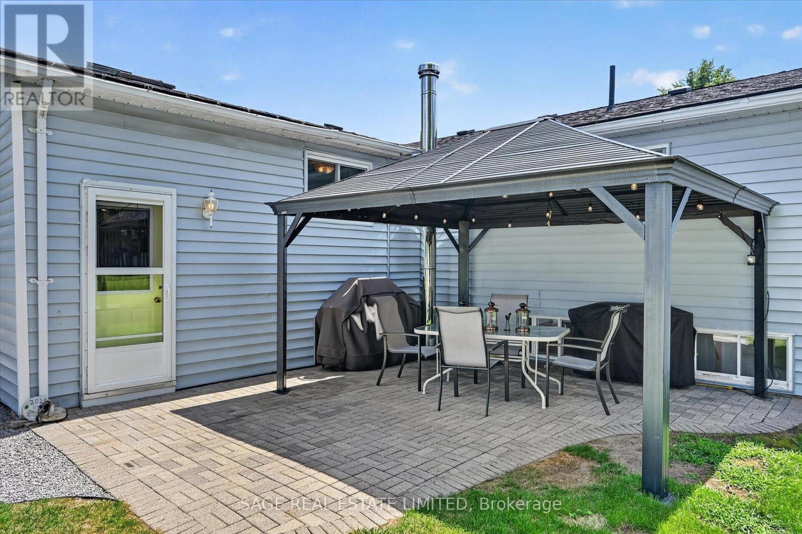 39 Riverside Drive, Kawartha Lakes, Ontario  K9V 0H6 - Photo 39 - X13643712
