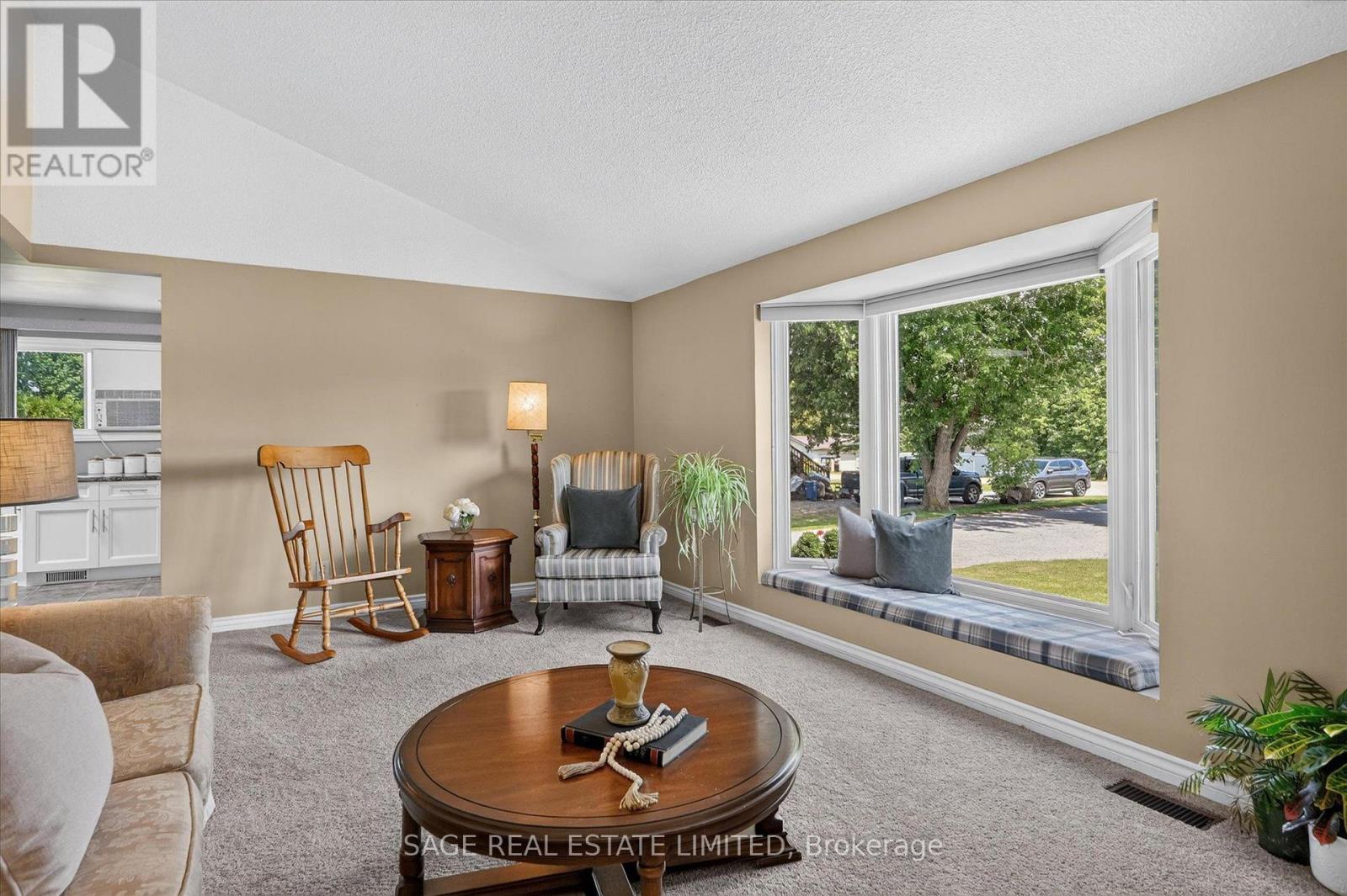 39 Riverside Drive, Kawartha Lakes, Ontario  K9V 0H6 - Photo 7 - X13643712