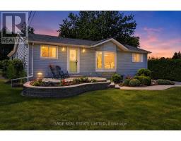 39 RIVERSIDE DRIVE, Kawartha Lakes, Ontario
