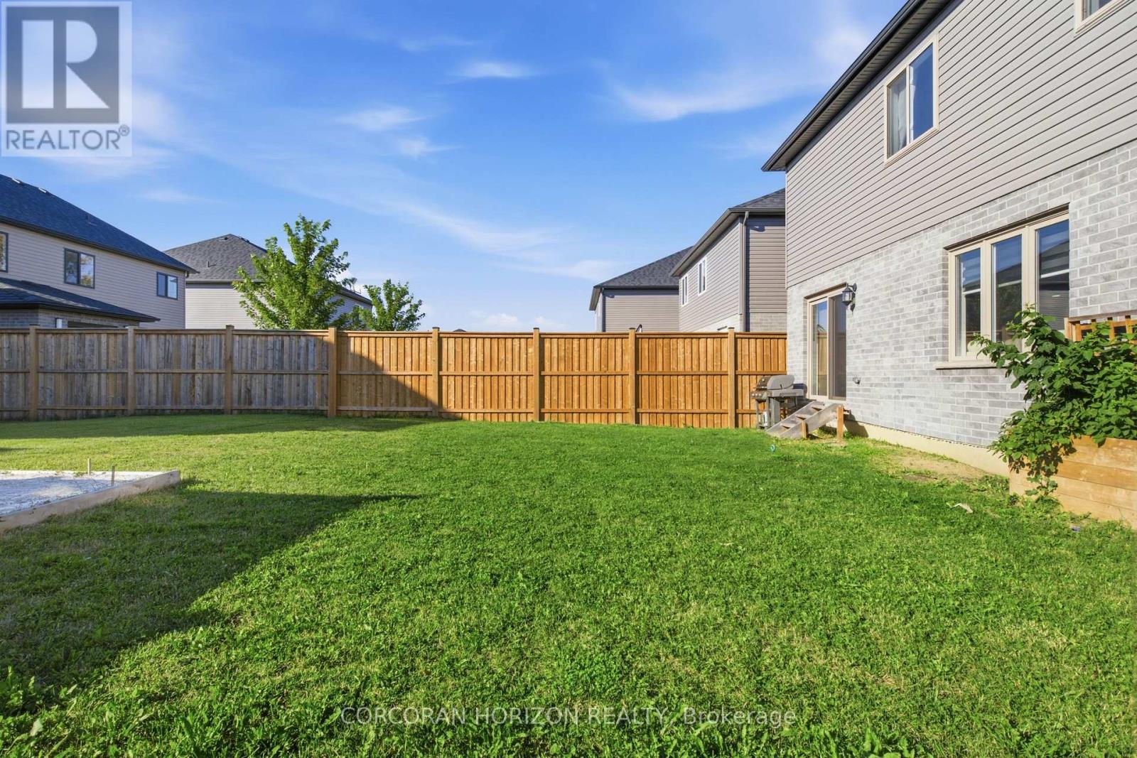 275 Bradshaw Drive, Stratford, Ontario  N5A 0G5 - Photo 30 - X13643742