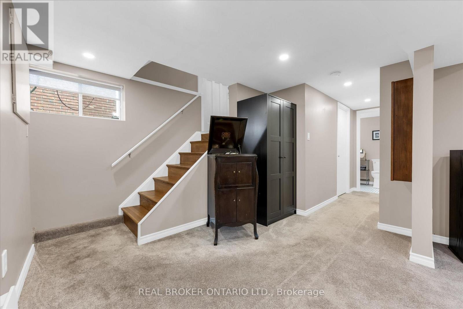 99 Tuxedo Avenue S, Hamilton, Ontario  L8K 2R9 - Photo 34 - X13643788