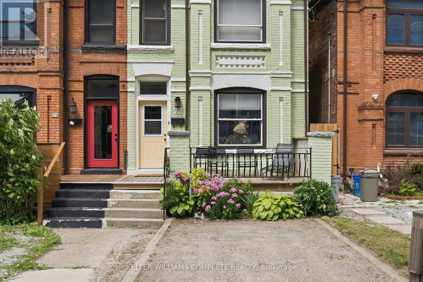 22 Spring Street, Hamilton, Ontario  L8N 2N9 - Photo 3 - X13643860