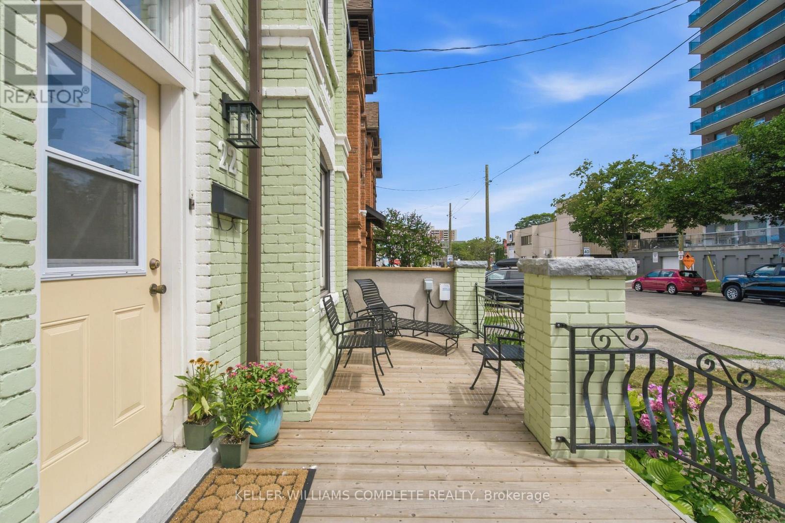 22 Spring Street, Hamilton, Ontario  L8N 2N9 - Photo 4 - X13643860