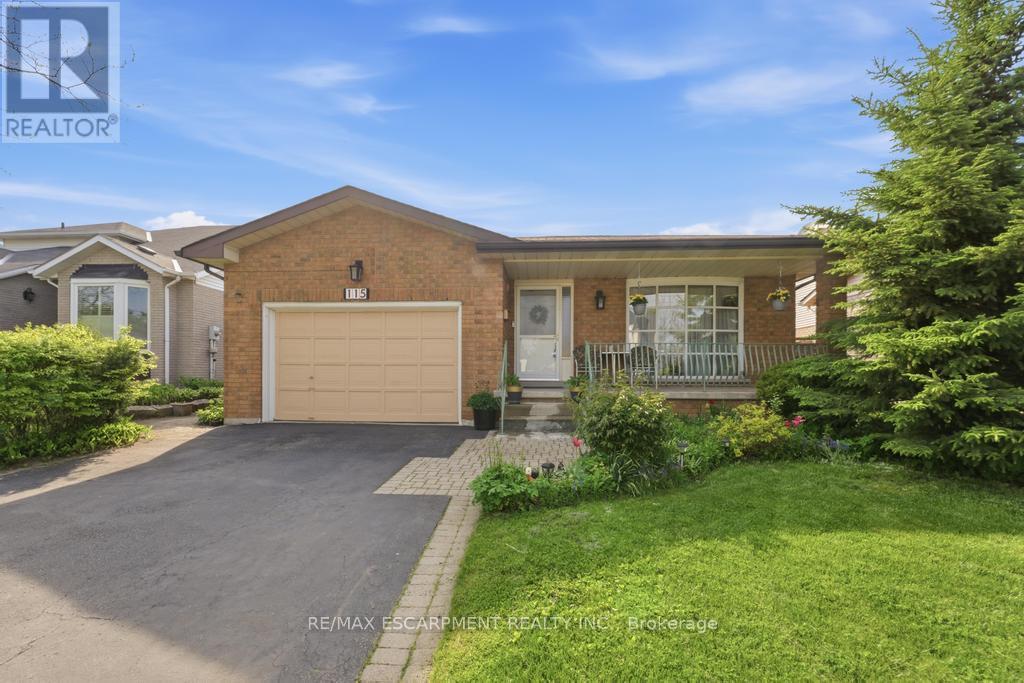 115 First Road W, Hamilton, Ontario  L8J 2S6 - Photo 1 - X13643886