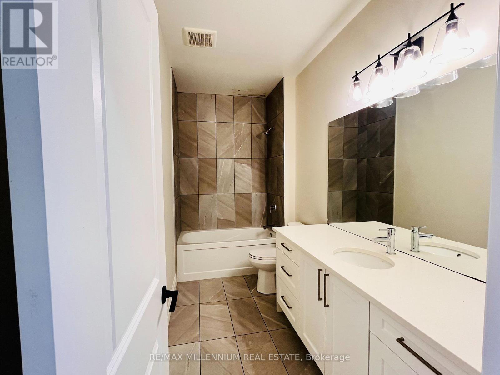 7 Rea Court, Southwold, Ontario  N6L 1M1 - Photo 9 - X13644044