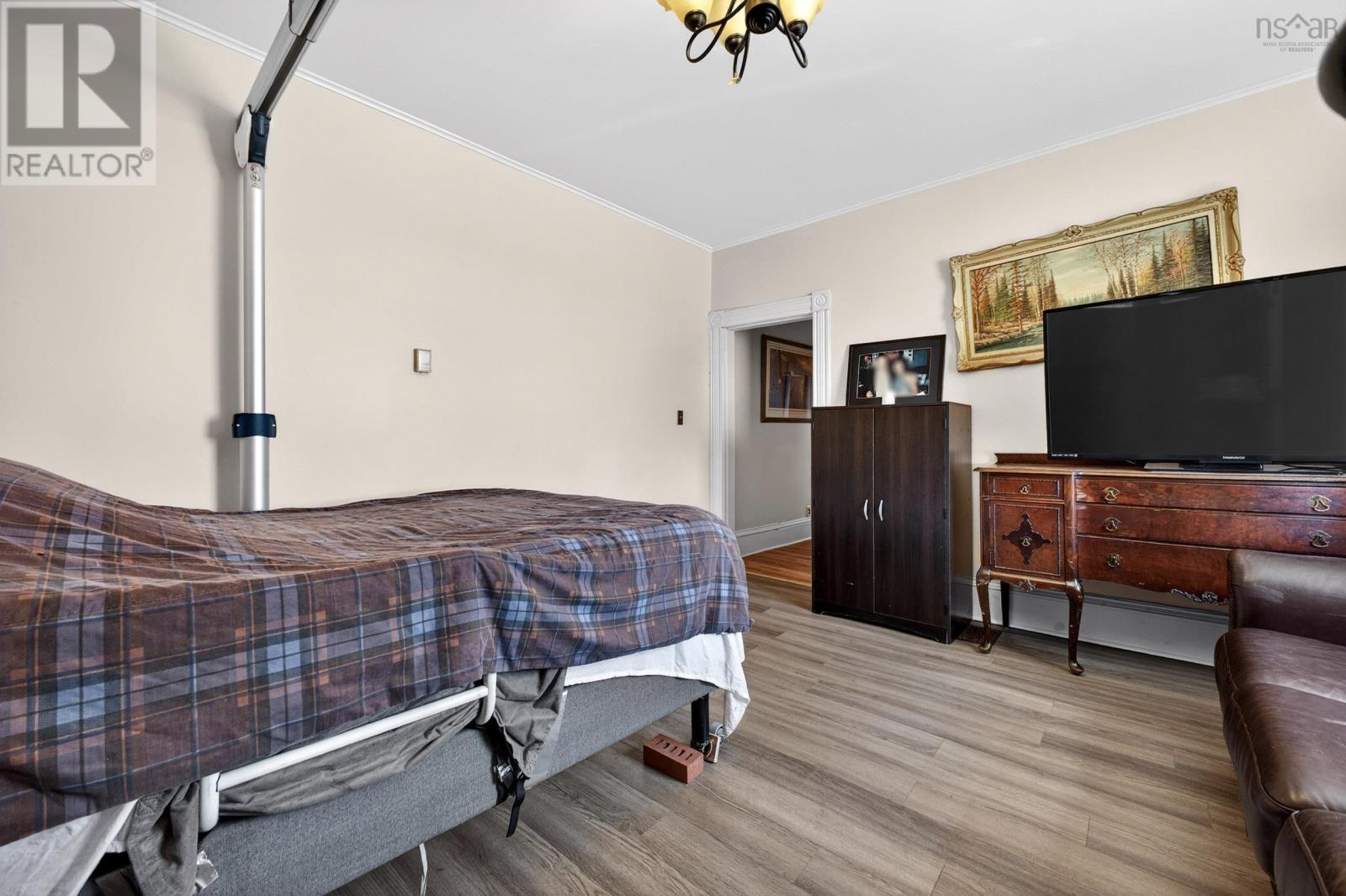 294 Queen Street, Truro, Nova Scotia  B2N 2C3 - Photo 10 - 202610600