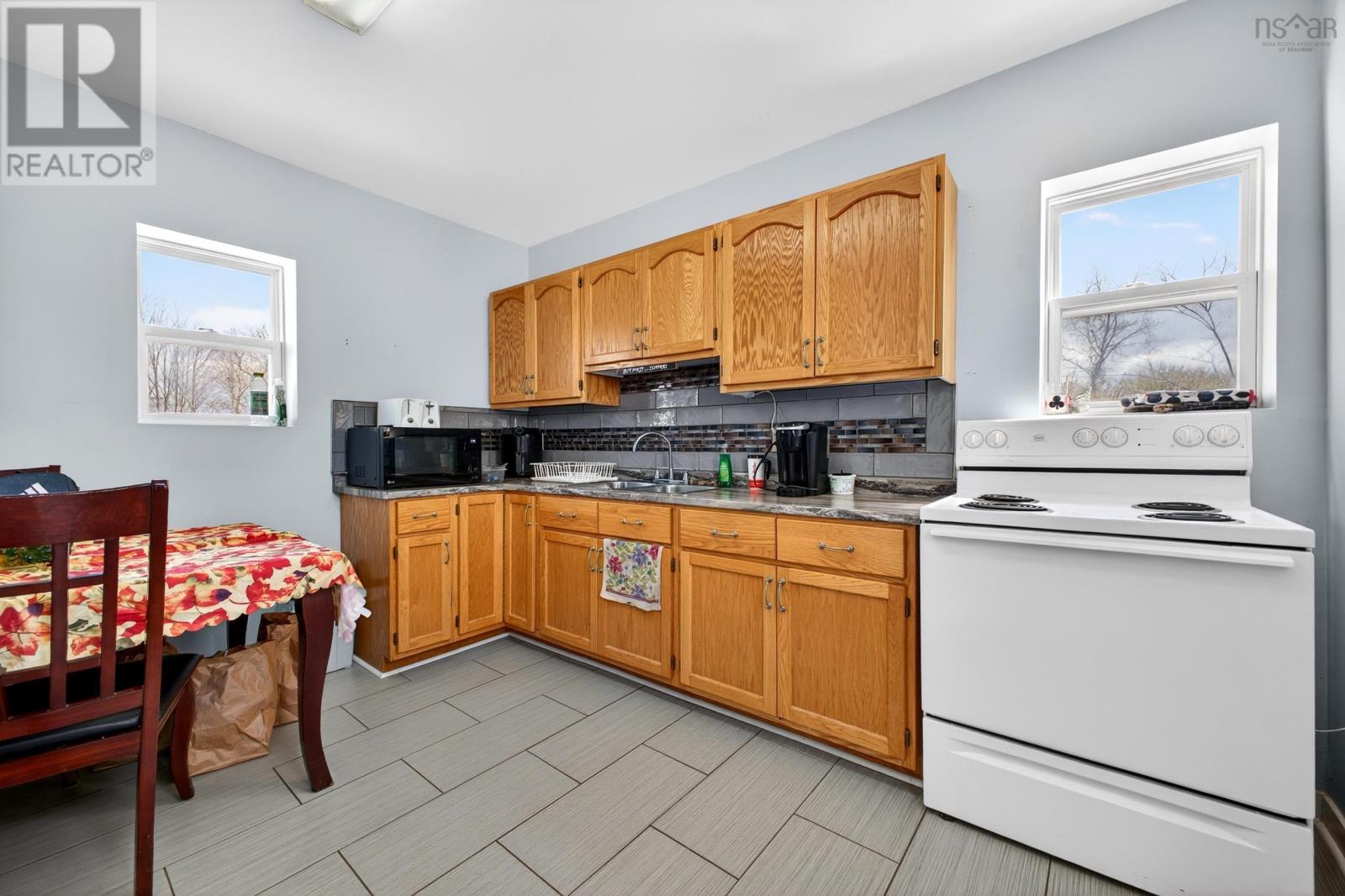 294 Queen Street, Truro, Nova Scotia  B2N 2C3 - Photo 24 - 202610600