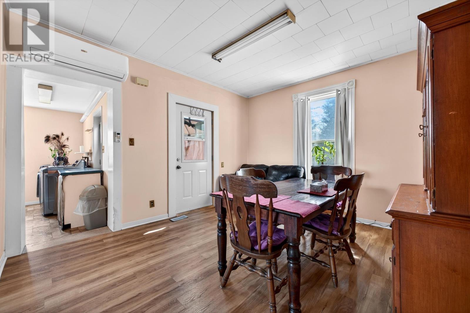 294 Queen Street, Truro, Nova Scotia  B2N 2C3 - Photo 3 - 202610600
