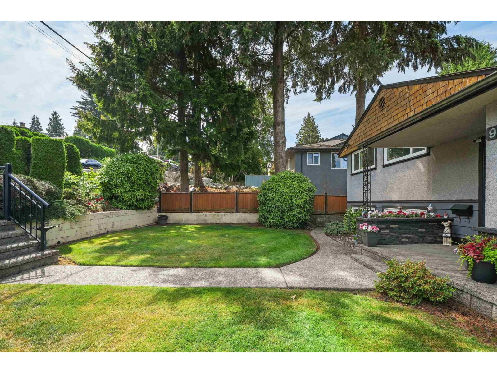 9669 Townline Diversion, Surrey, British Columbia  V3V 2T1 - Photo 2 - R3153028