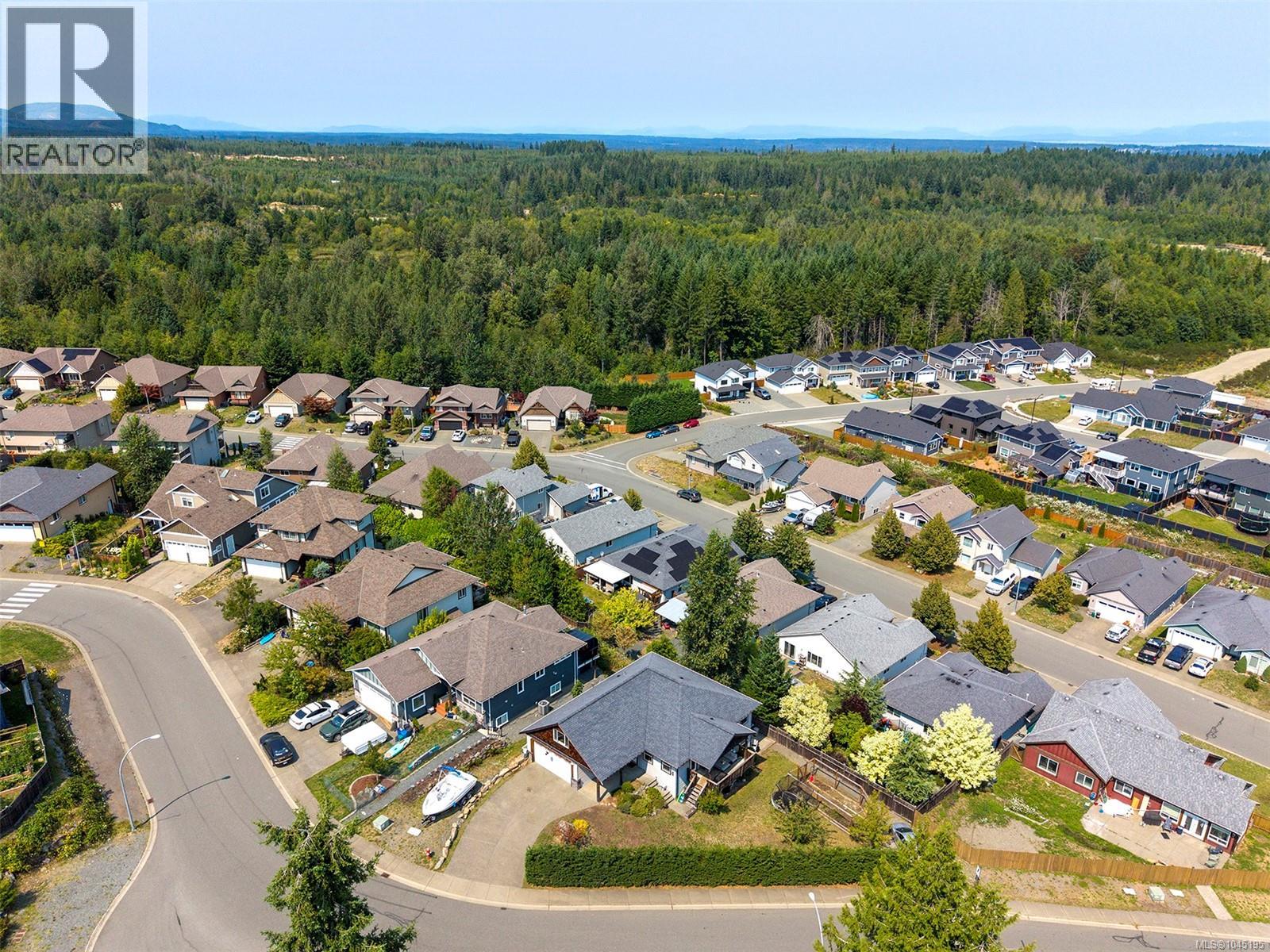 2712 Rydal Ave, Cumberland, British Columbia  V0R 1S0 - Photo 44 - 1045195
