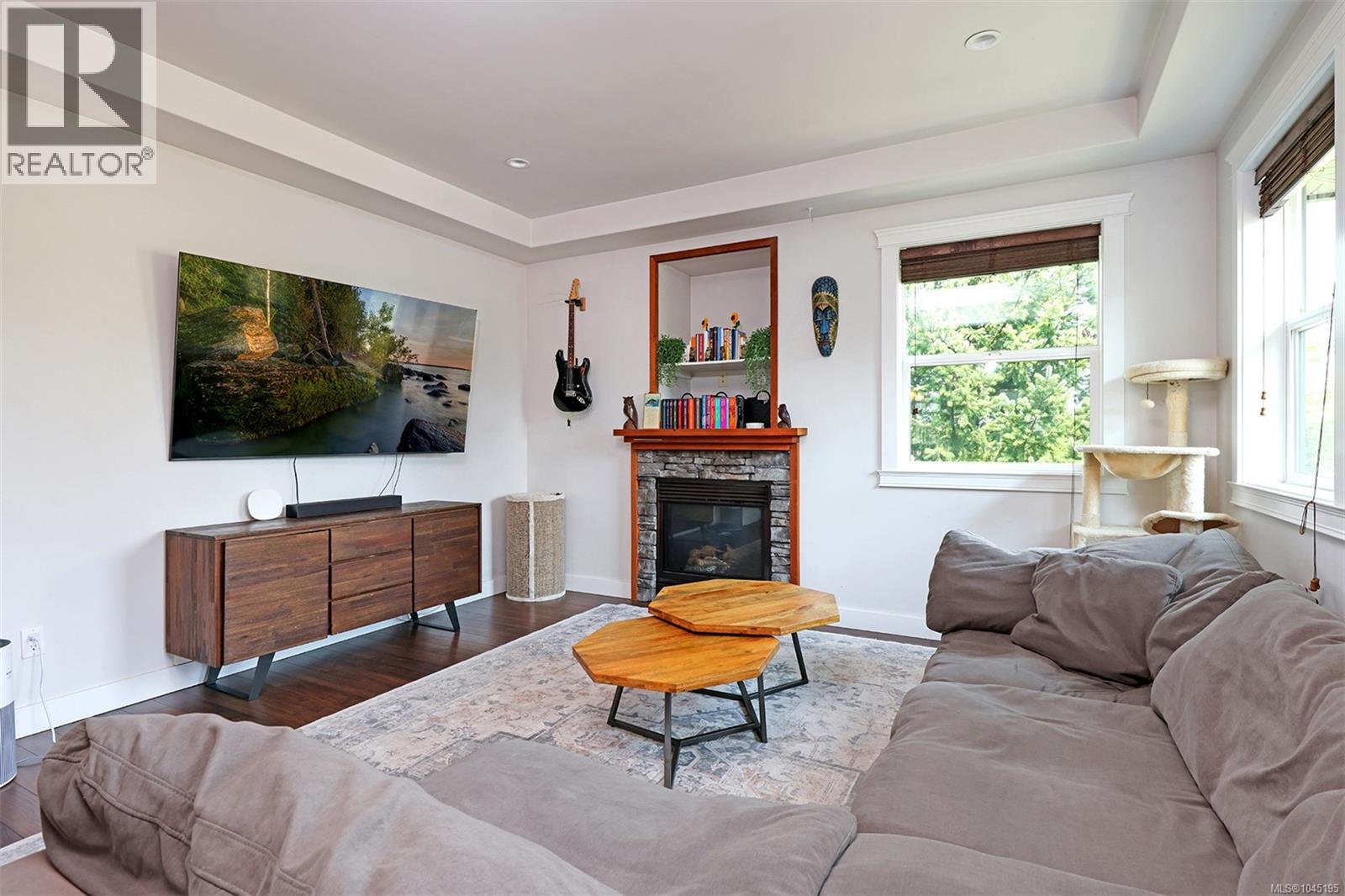 2712 Rydal Ave, Cumberland, British Columbia  V0R 1S0 - Photo 8 - 1045195
