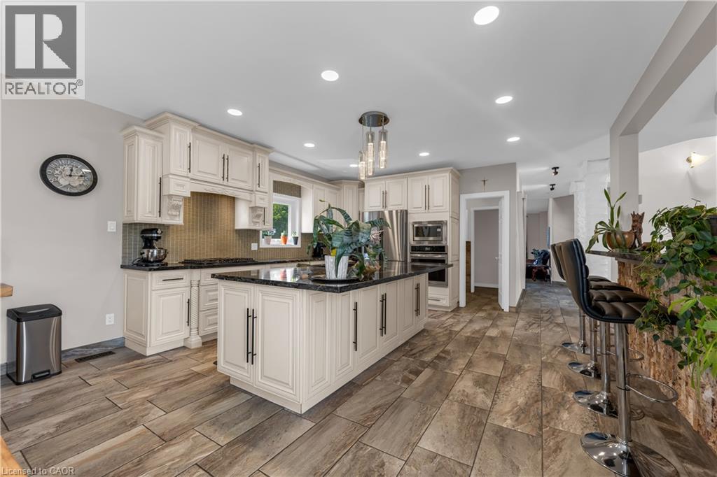 847 West 5th Street, Hamilton, Ontario  L9C 5R4 - Photo 11 - 40841633