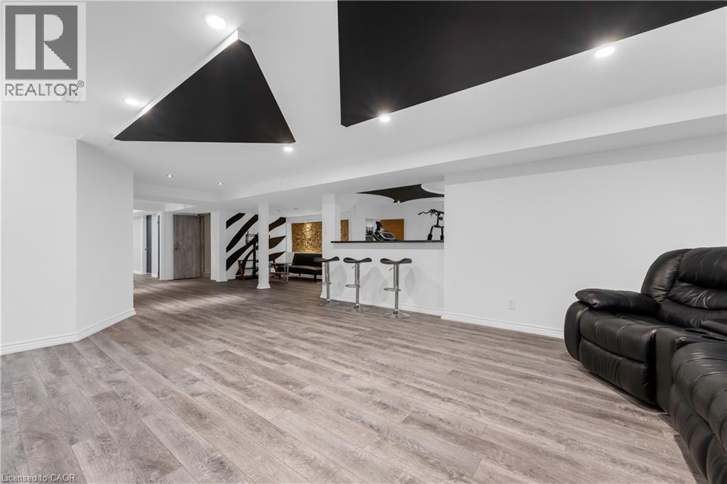 847 West 5th Street, Hamilton, Ontario  L9C 5R4 - Photo 43 - 40841633