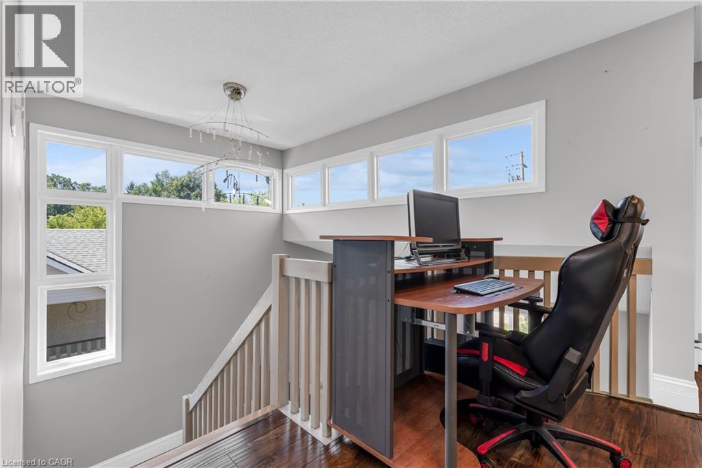 847 West 5th Street, Hamilton, Ontario  L9C 5R4 - Photo 21 - 40841633