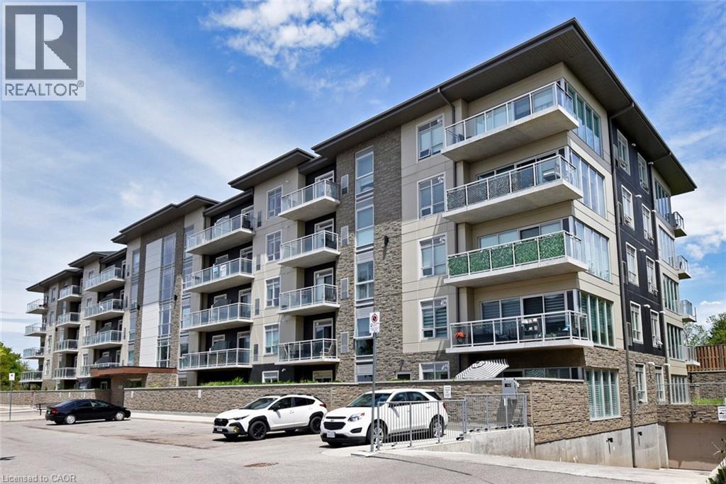 16 MARKLE Crescent Unit# 313, Ancaster, Ontario