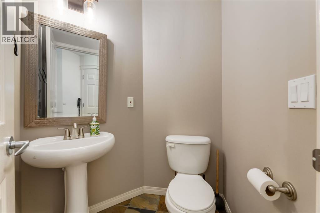 218 Springbank Villas SW, Calgary, Alberta  T3H 5P7 - Photo 16 - A2334801