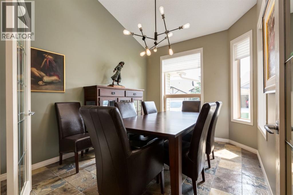 218 Springbank Villas SW, Calgary, Alberta  T3H 5P7 - Photo 4 - A2334801