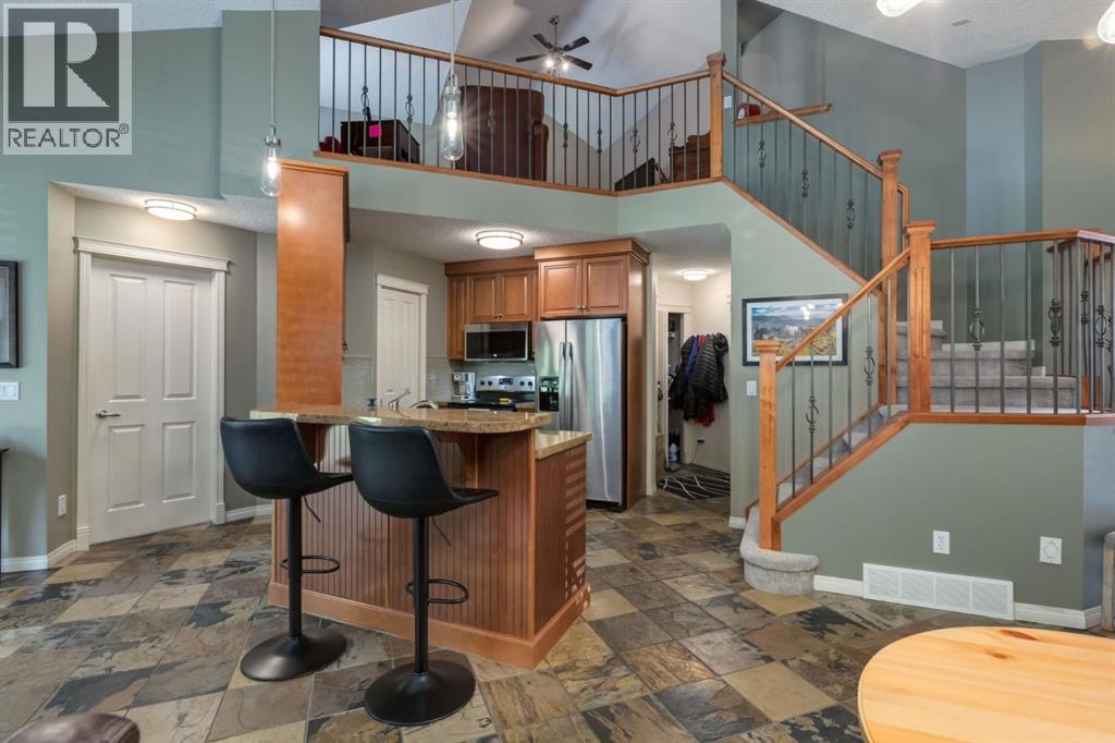 218 Springbank Villas SW, Calgary, Alberta  T3H 5P7 - Photo 7 - A2334801
