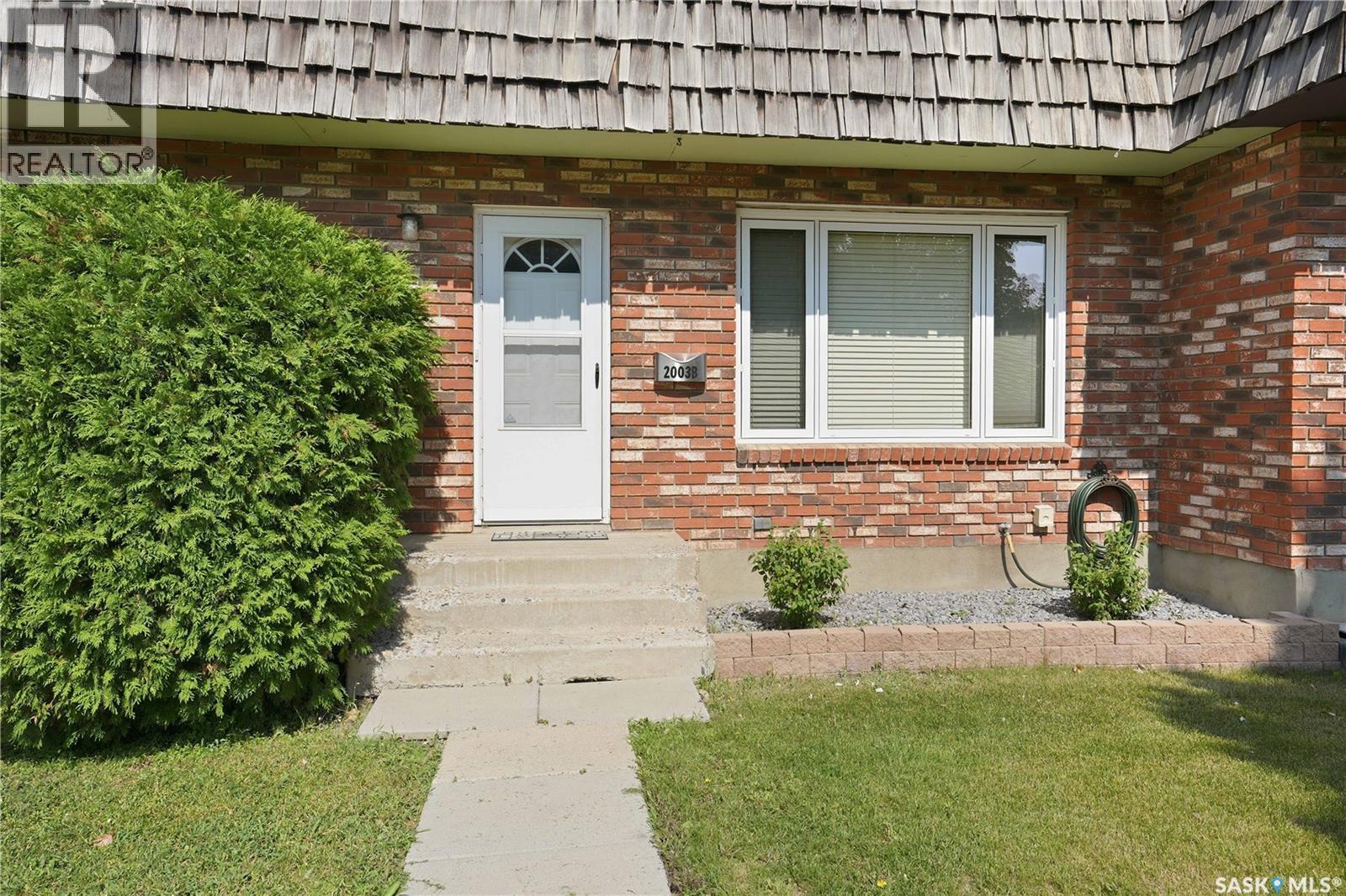 B 2003 Foley Drive, North Battleford, Saskatchewan  S9A 3H1 - Photo 2 - SK044712