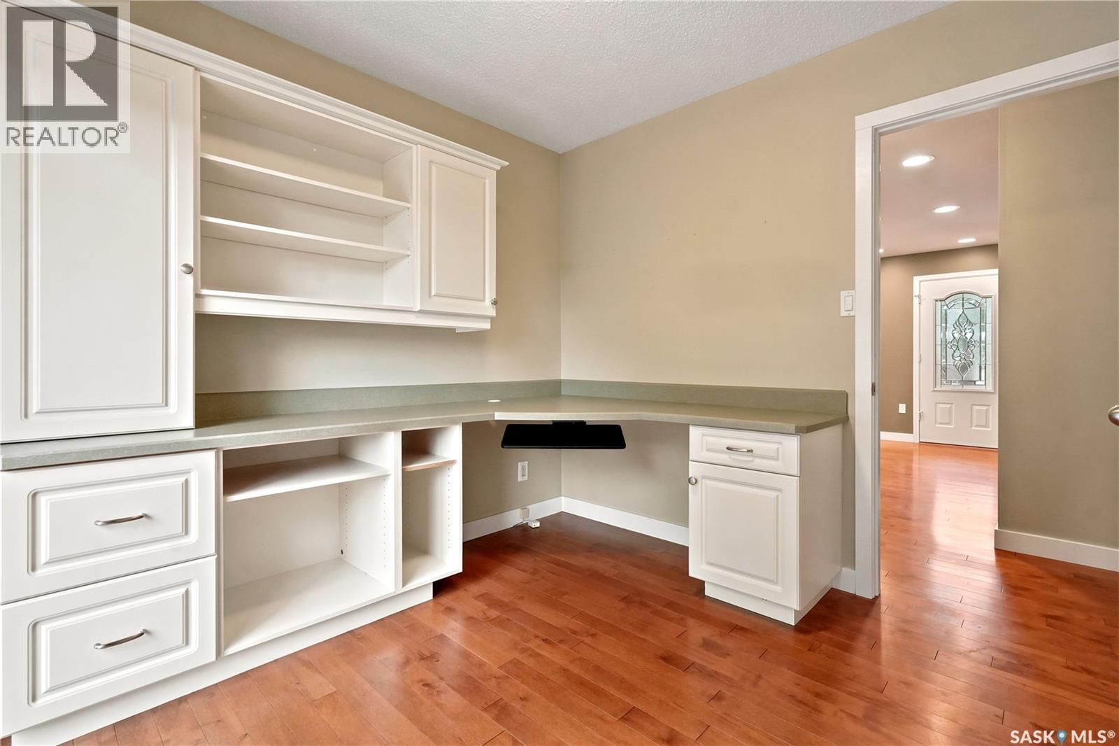 19 Thomson Avenue, Regina, Saskatchewan  S4N 0K1 - Photo 25 - SK044354