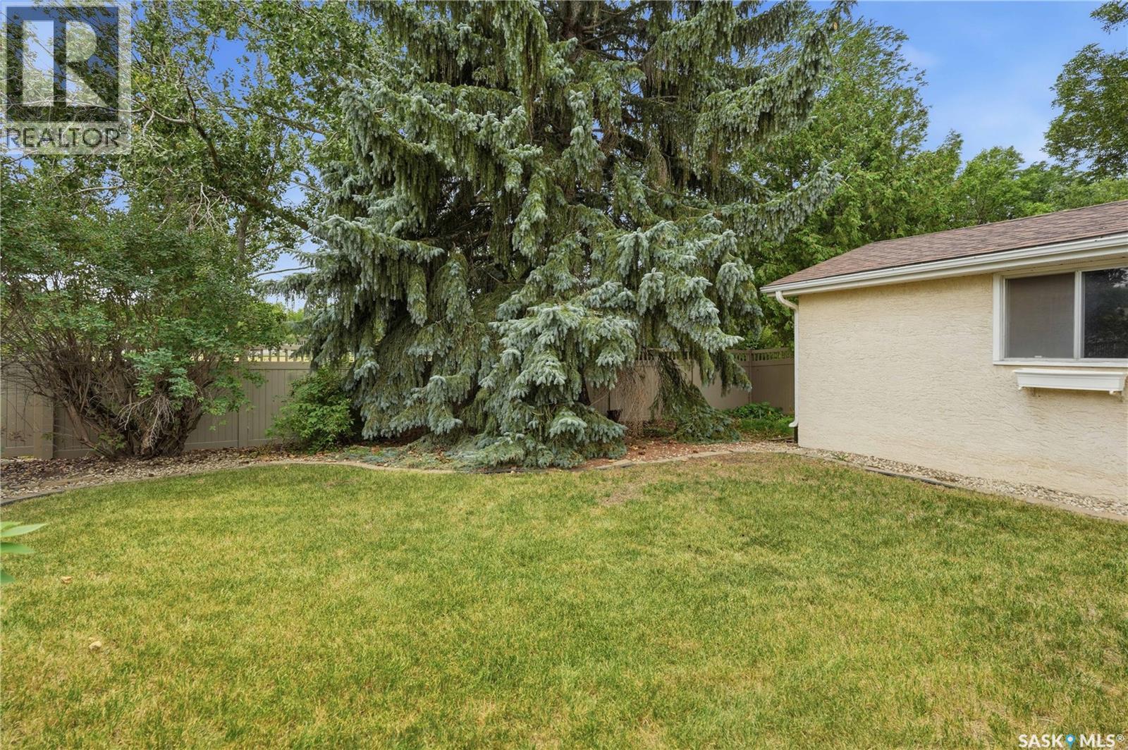 19 Thomson Avenue, Regina, Saskatchewan  S4N 0K1 - Photo 46 - SK044354