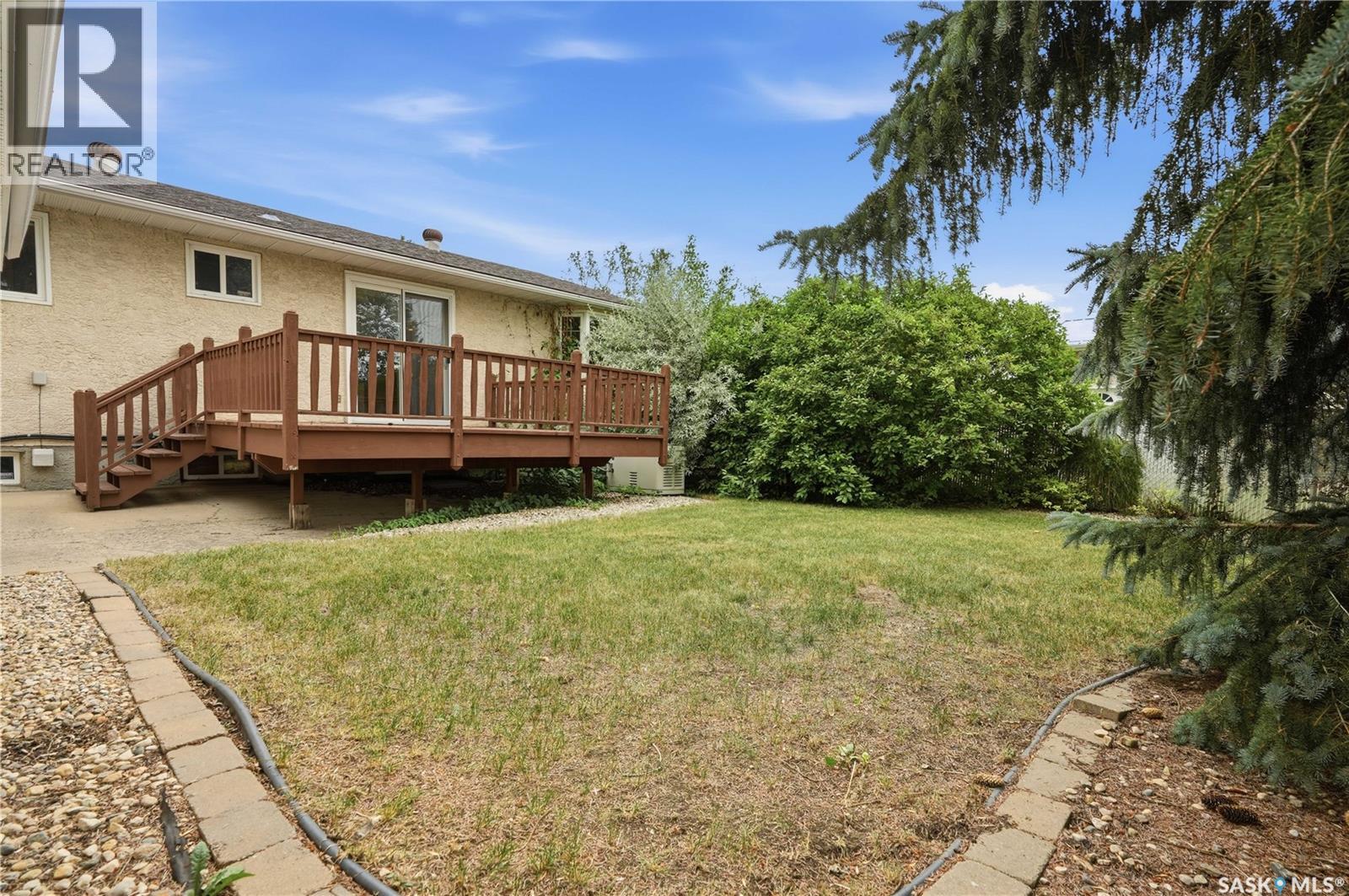 19 Thomson Avenue, Regina, Saskatchewan  S4N 0K1 - Photo 49 - SK044354