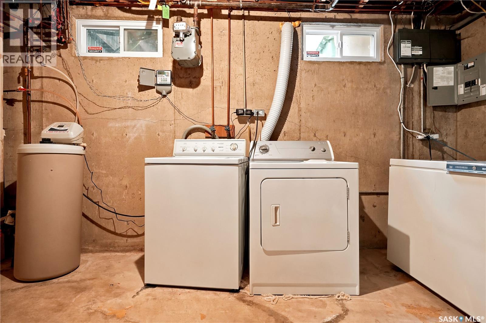 19 Thomson Avenue, Regina, Saskatchewan  S4N 0K1 - Photo 52 - SK044354