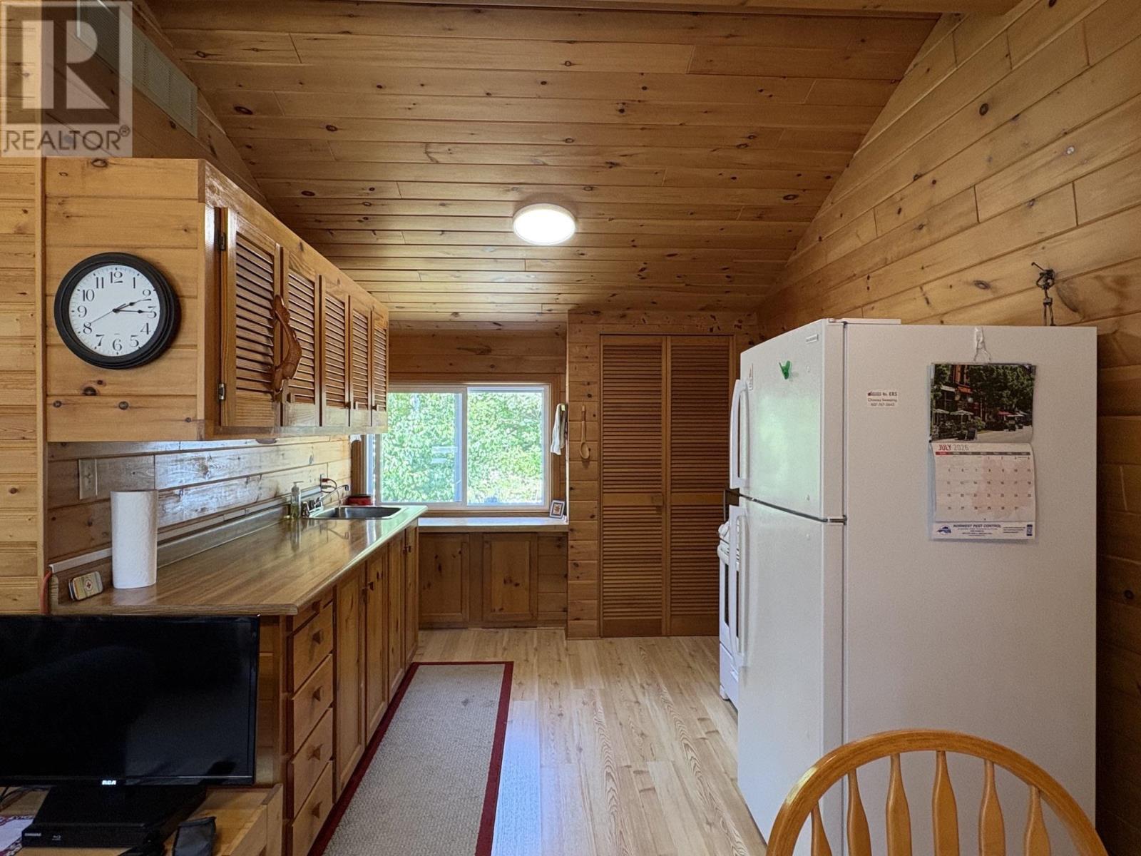 560 Little Trout Bay Rd., Neebing, Ontario  P7L 0A4 - Photo 6 - TB2601877
