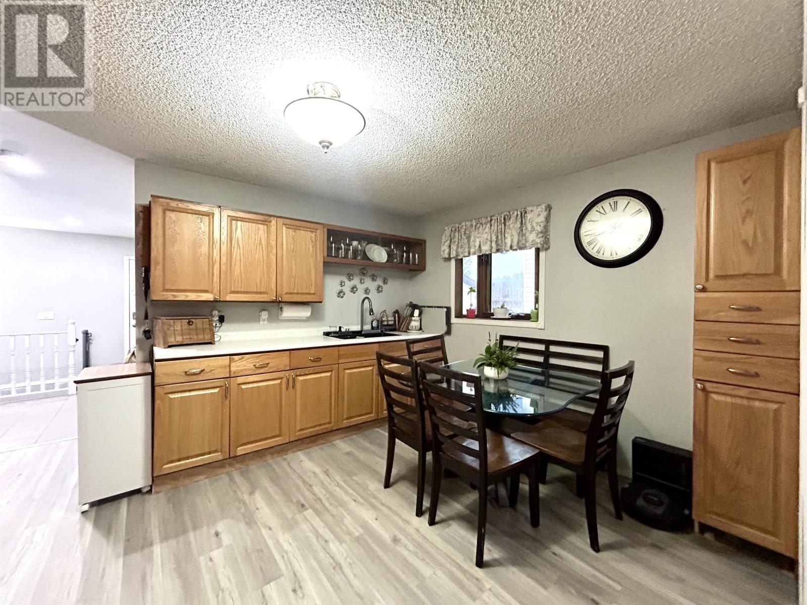 554 Elm Avenue, Fort Frances, Ontario  P9A 3J4 - Photo 5 - TB2602246