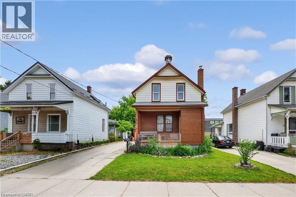 43 Henry Street, Kitchener, Ontario  N2G 1P4 - Photo 3 - 40848719